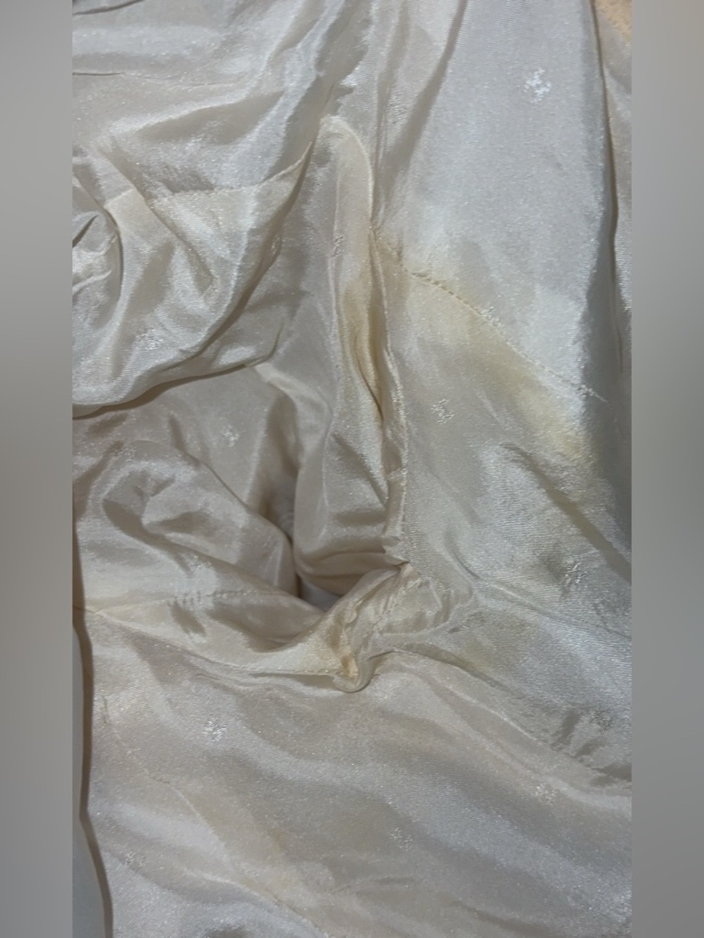 CHANEL Boutique Pale Cream Bouclé Cropped Blazer - Picture 13 of 16